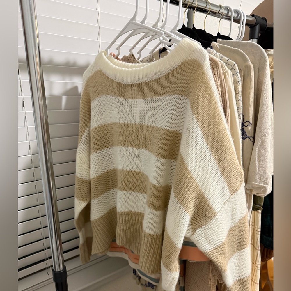 Boutique neutral sweater